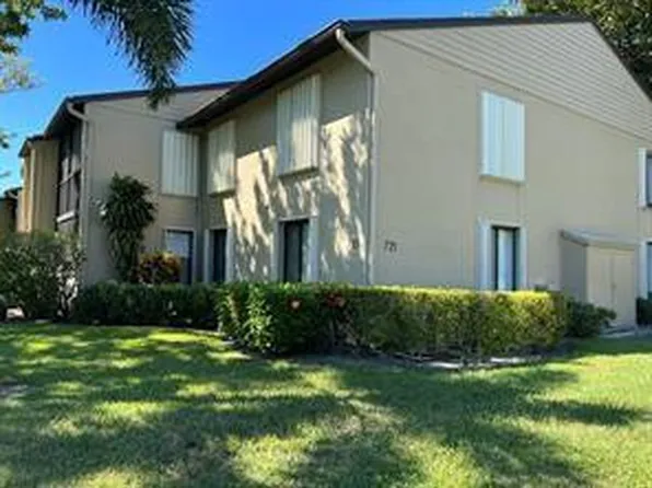 715 Sunny Pine Way #B2, Greenacres, FL 33415