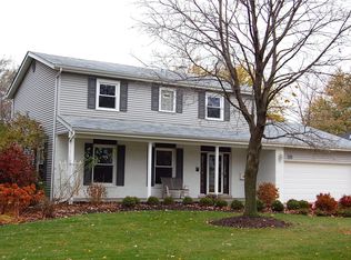7038 Sierra Ave, Darien, IL 60561