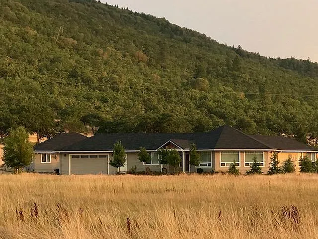 9115 Highway 234 photo 1