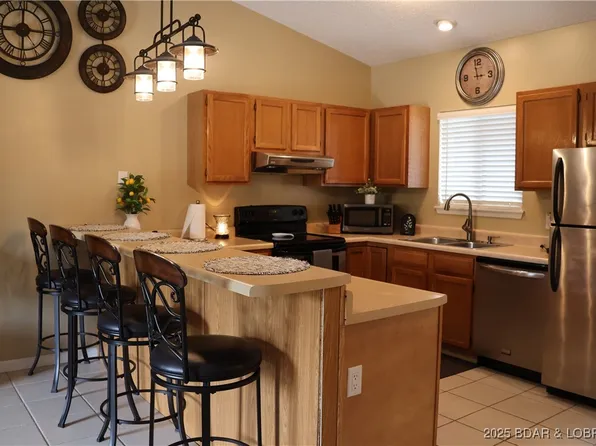611 Lazy Days #C9, Osage Beach, MO 65065