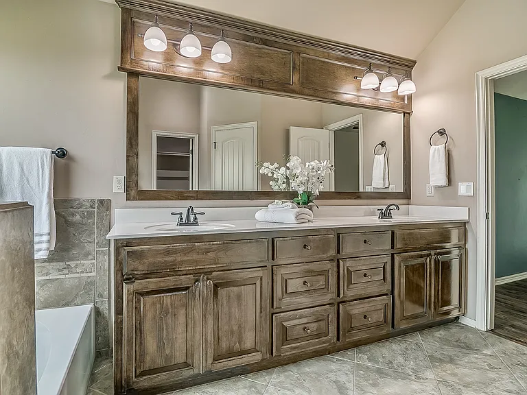 15904 Positano Dr — Photo 14