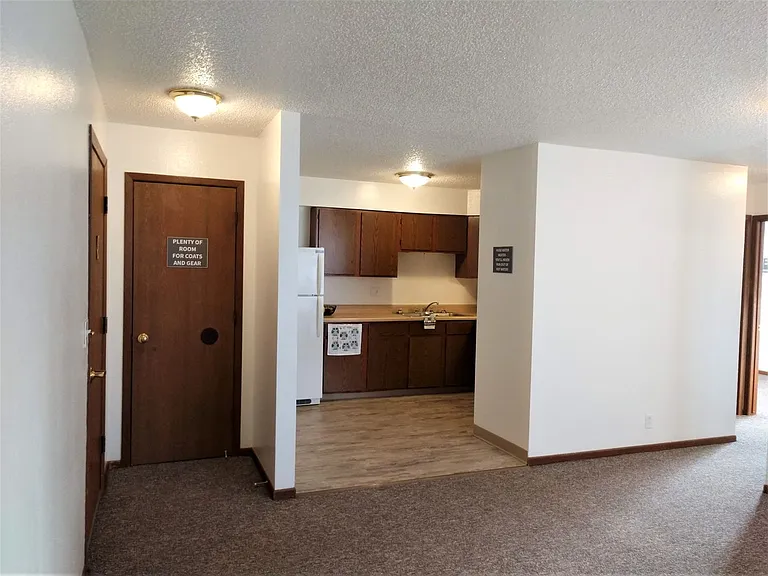 1216 S G Ave — Photo 33