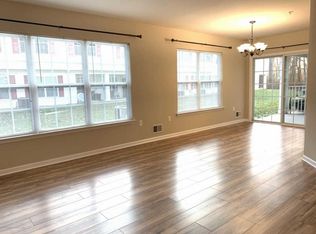 1051 Morning Glory Dr, Monroe Township, NJ 08831
