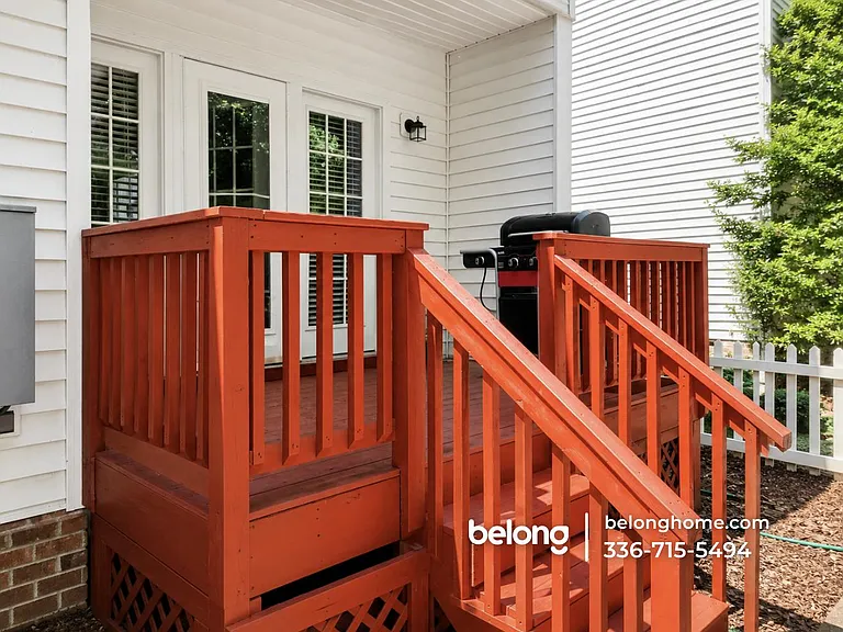 2210 Trailwood Valley Cir — Photo 1