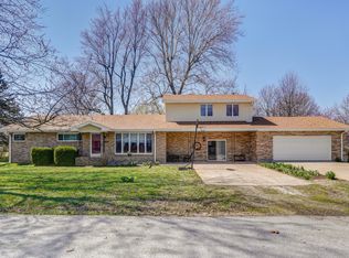 1319 David Rd, Mount Vernon, MO 65712