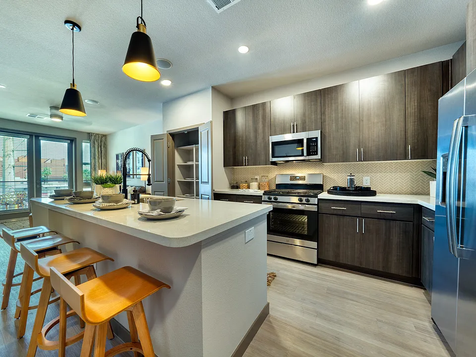 The Rey Downtown