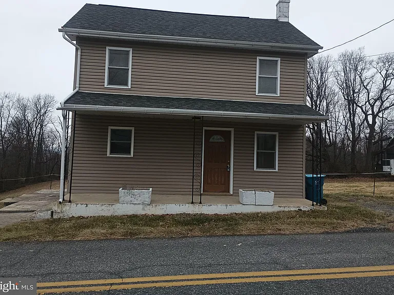 4325 Fairview Rd — Photo 1