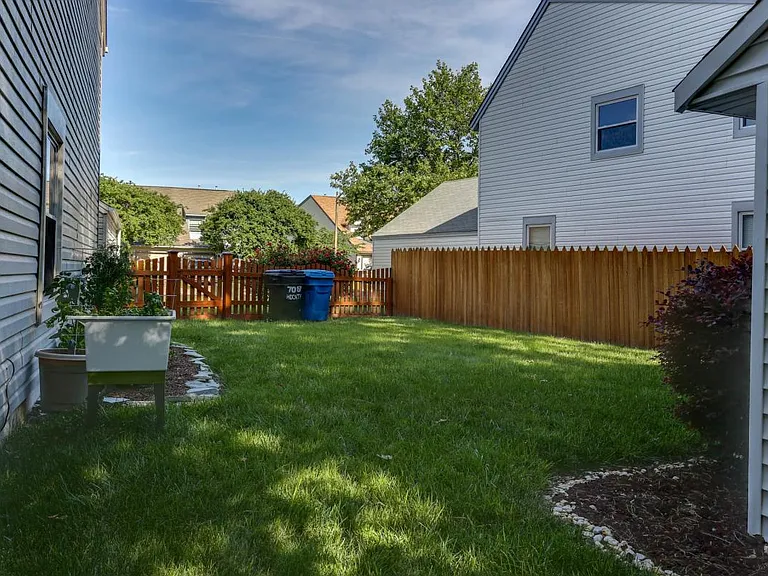 Side yard