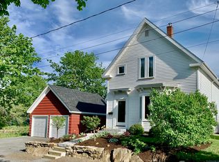 32 Berkley St, Rockland, ME 04841