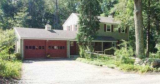 3rd image of 87 Fruit St
