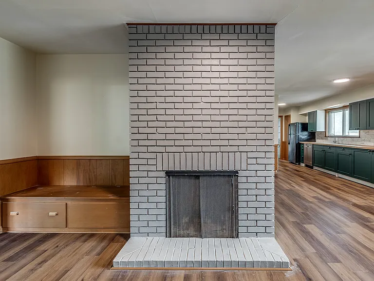1924 E McElroy Rd — Photo 10