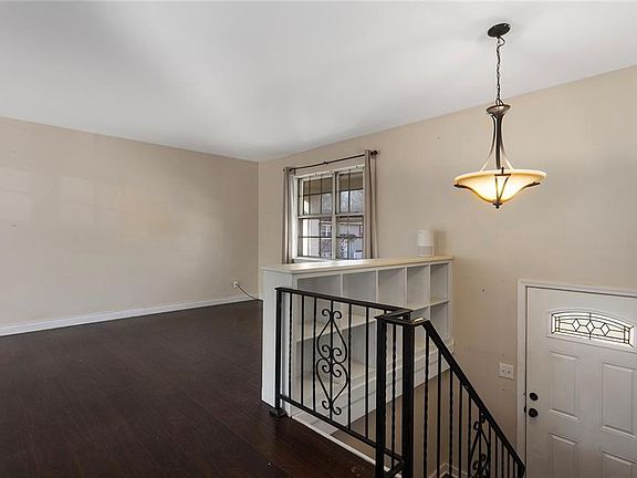 5th image of 16525 E 35th Ct S