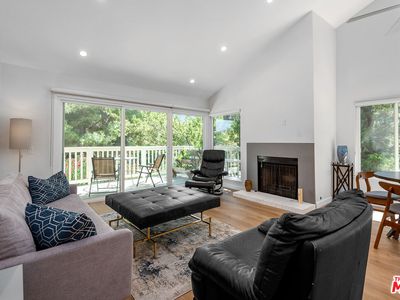 105 Conifer Cir, Oak Park, CA, 91377
