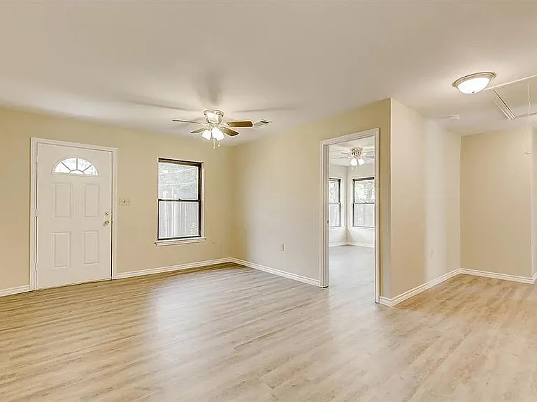 1316 Royster Rd — Photo 15