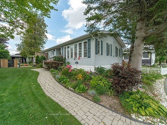 2nd image of 41 Trillium Beach Rd