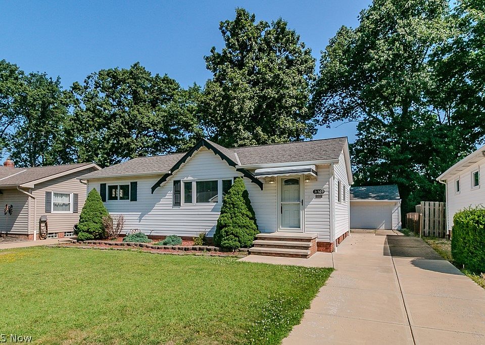 1st image of 31505 Daniel Dr
