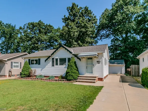 31505 Daniel Dr, Eastlake, OH 44095