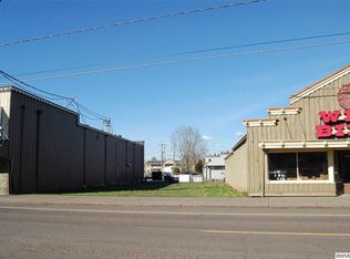 121 E Main St, Molalla, OR 97038