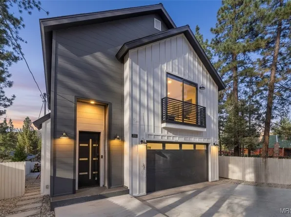 225 E Aeroplane Blvd, Big Bear City, CA 92314