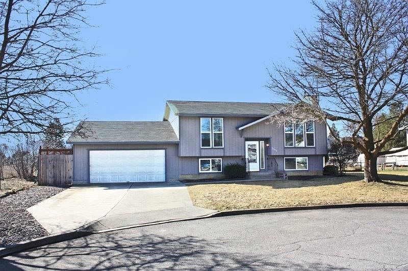 1st image of 22418 E Olympic Ave