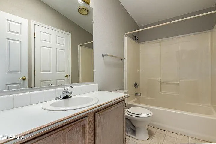 2923 E Tonto Ln — Photo 15