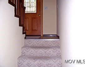 5th image of 12 Brown Ave