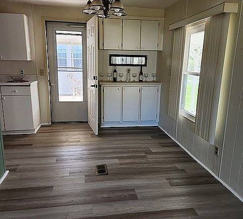 5th image of 5407 Durant Dr #5407