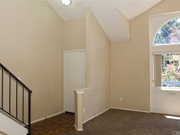 5th image of 26834 Claudette St Unit 218