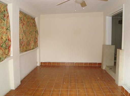 2nd image of 207 Sunrise Ave
