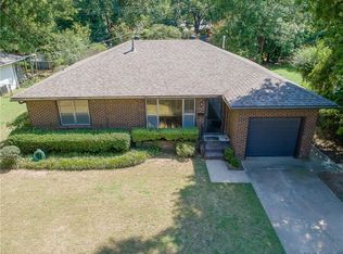 1210 Leslie Ln, Norman, OK 73069