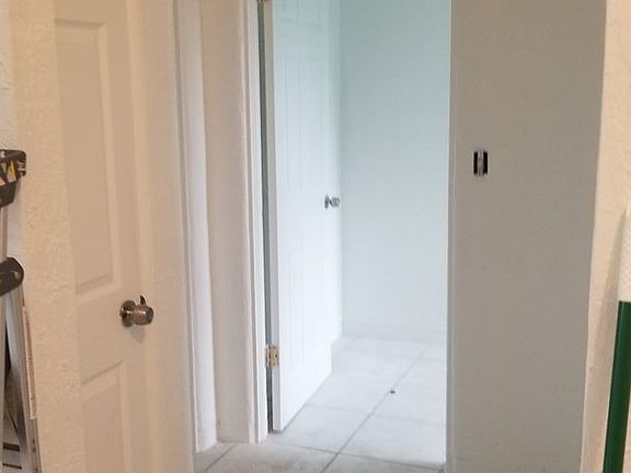 4th image of 150 N Caroline St