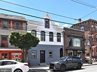 64 N Main St, Spring City, PA 19475