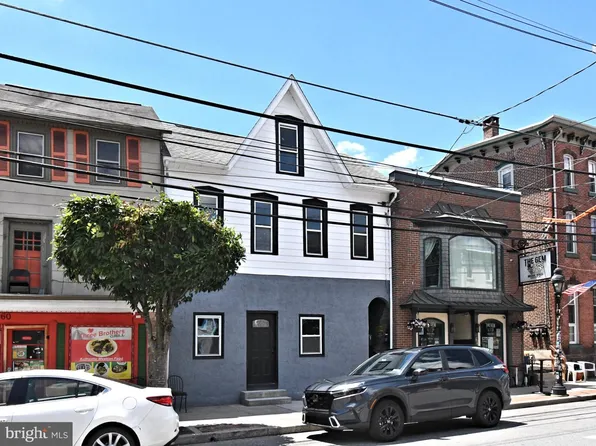 64 N Main St, Spring City, PA 19475