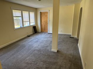 752 Butterworth St SW, Grand Rapids, MI 49504