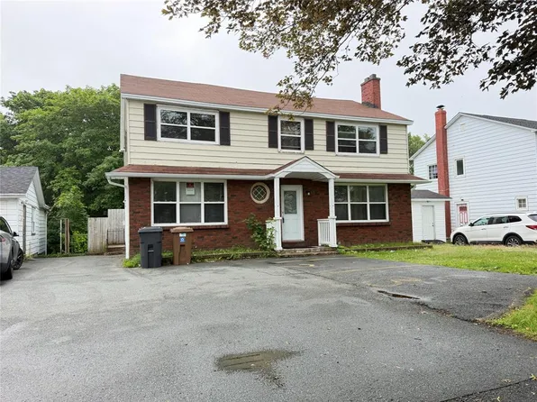 285 Elizabeth Avenue, St. John's, NL A1B1T8