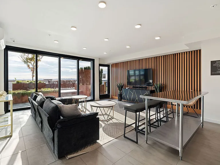 Niwa Apartments | Modern City Living in Queen Anne | Furnished Units & Move in Specials! — Photo 12