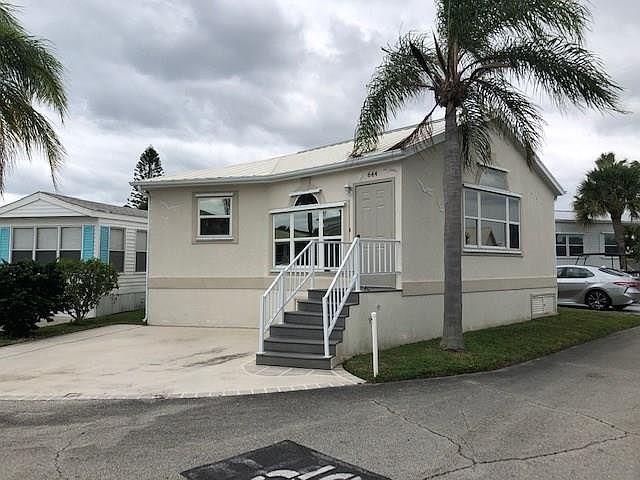 1st image of 644 Nettles Blvd