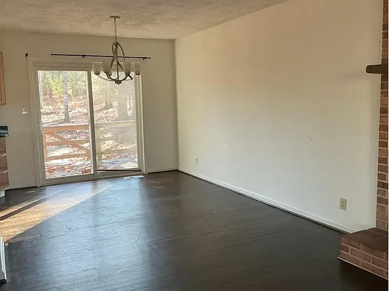 229 Washington St — Photo 3