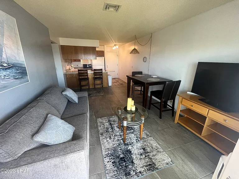 1720 Bahama Ave #B-1 — Photo 9