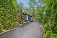 Pinewood Rd-S0508-001.jpg