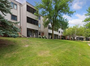 4385 Trenton Ln N APT 104, Plymouth, MN 55442