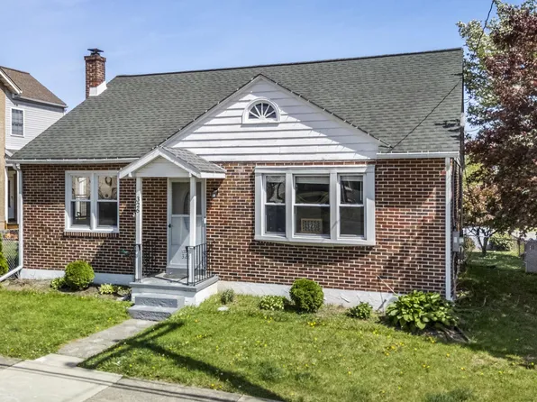 326 Glasgow St, Pottstown, PA 19464