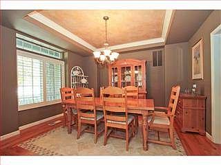 5th image of 19061 Clayton Ave
