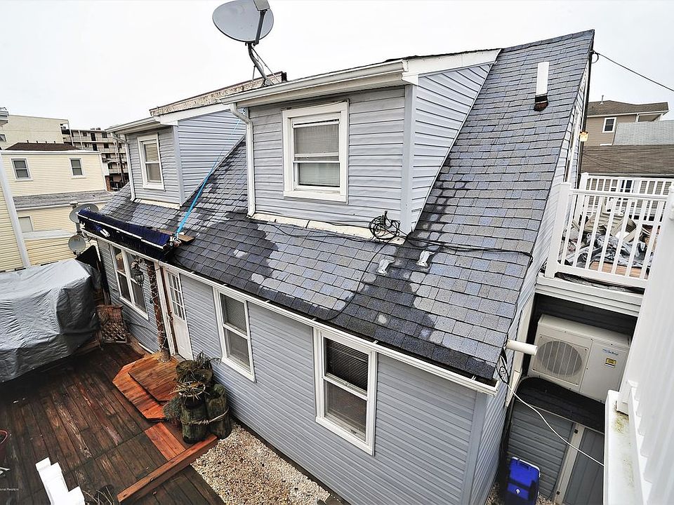 1st image of 54 Carteret Ave #3