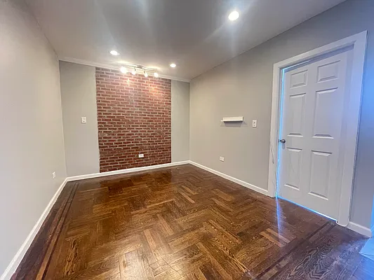 Rented by Bruma Realty LLC | media 1