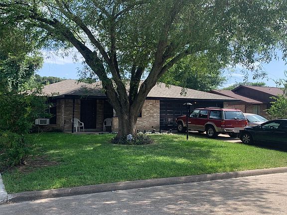 3rd image of 2151 Deerhurst Ln