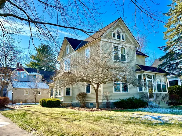 1603 W 4th St, Red Wing, MN 55066