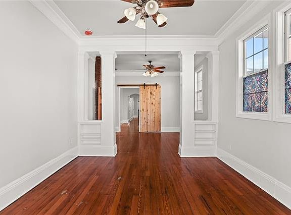2nd image of 3326 Baudin St