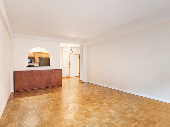 4th image of 2 Tudor City Pl APT 3FN