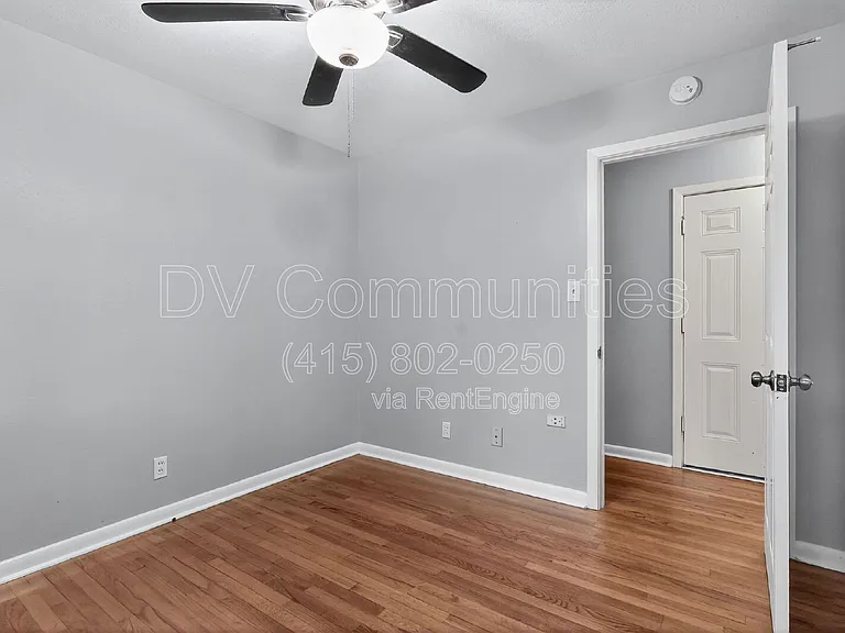 3828 Avenue N — Photo 24